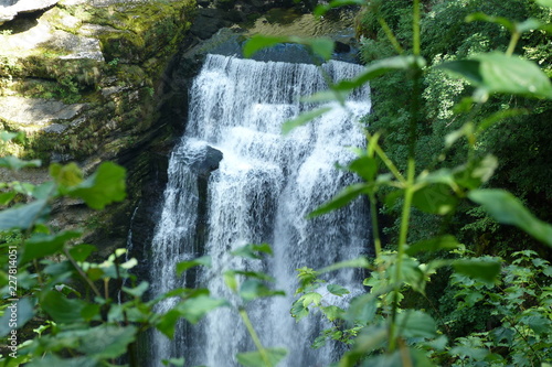 cascade d'eau France Pontalier 