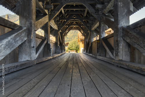 Alte Holzbrücke in Gsteigwiler in Interlaken Kanton Bern