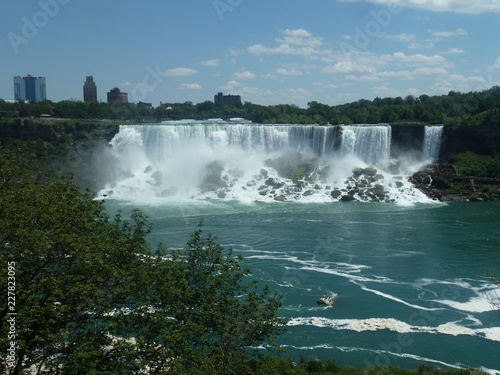Fototapeta Naklejka Na Ścianę i Meble -  Chutes du Niagara