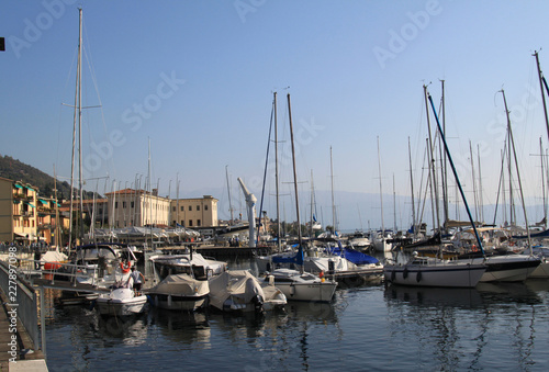 panorama di Salò Brescia Italia sul lago di Garda © frrlbt