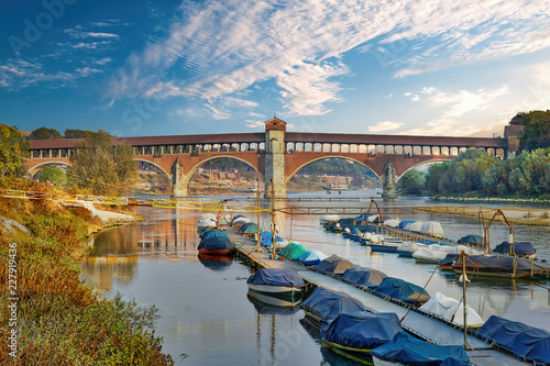Il ponte coperto di Pavia sul fiume Ticino photo