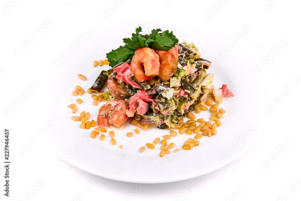 Salad of shrimps, green beans, cabbage and pine nuts Salad of shrimps, green beans, cabbage and pine nuts