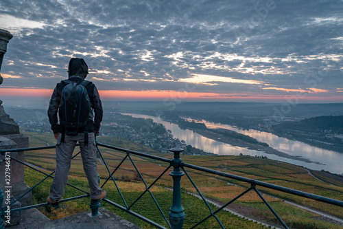 Bild auf Leinwand Amazing sunrise in Rudesheim am Rhein, Germany