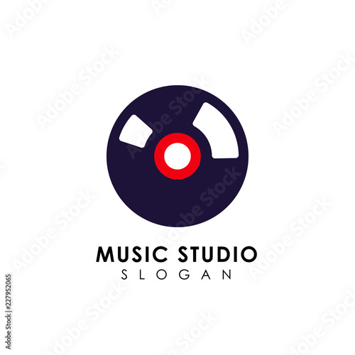 vinyl disc vector icon symbol design. vinyl music logo design template