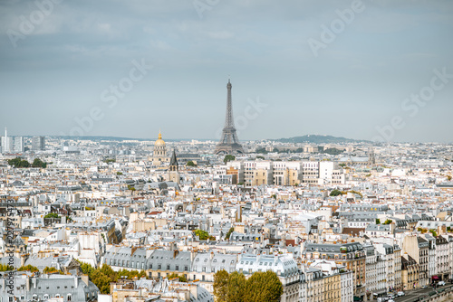 Aerial panoramic view of Paris from the Notre-Dame cathedral with Eiffel tower during the morning light in France © rh2010