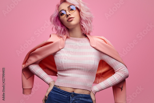 Canvas Print Modern provocative model in pink