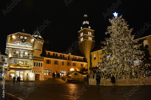 Sapin de Noël megève - Christmas Tree in megeve photo