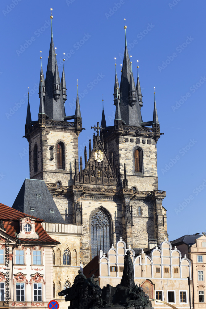 Fototapeta premium Gothic Tyn Cathedral in Prague , Czech Republic