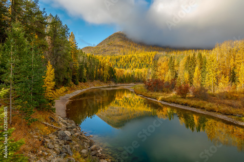 Fototapeta Naklejka Na Ścianę i Meble -  McDonald Creek in autumn color, Glacier National Park, Montana