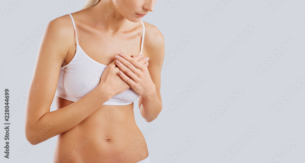 146,222 Woman Chest Stock Photos, High-Res Pictures, and Images - Getty  Images