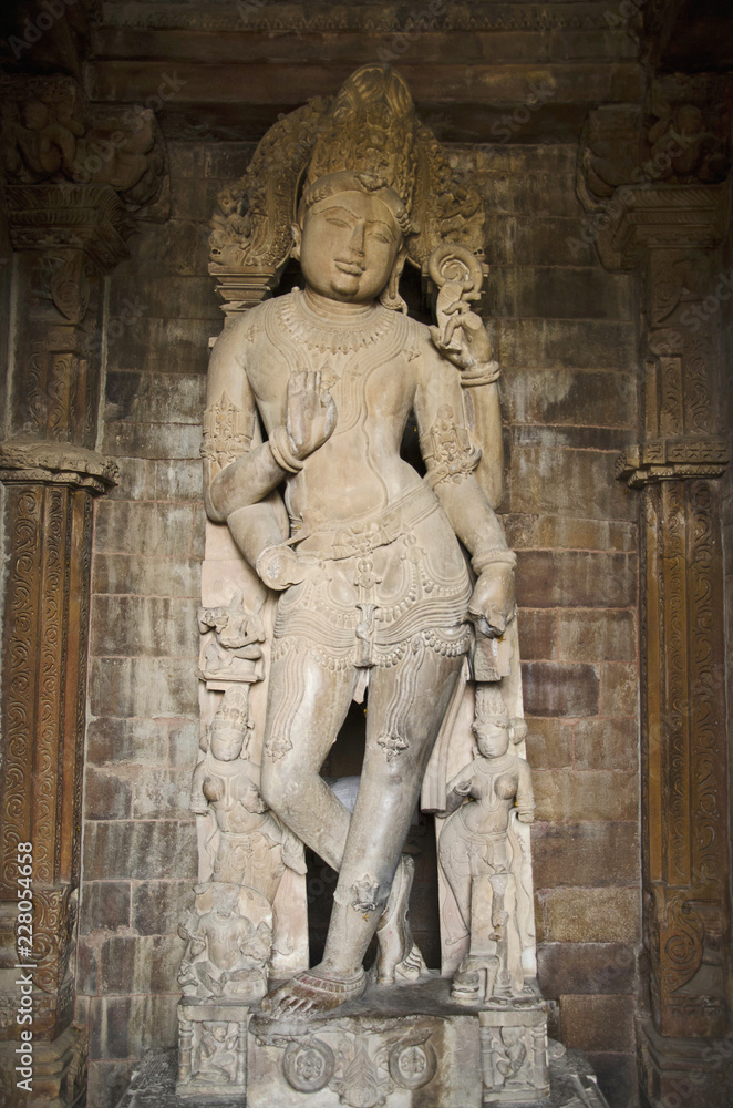 Obraz premium ŚWIĄTYNIA CHATURBHUJ, Sanctum - Lord Vishnu, Southern Group, Khajuraho, Madhya Pradesh, wpisana na Listę Światowego Dziedzictwa UNESCO