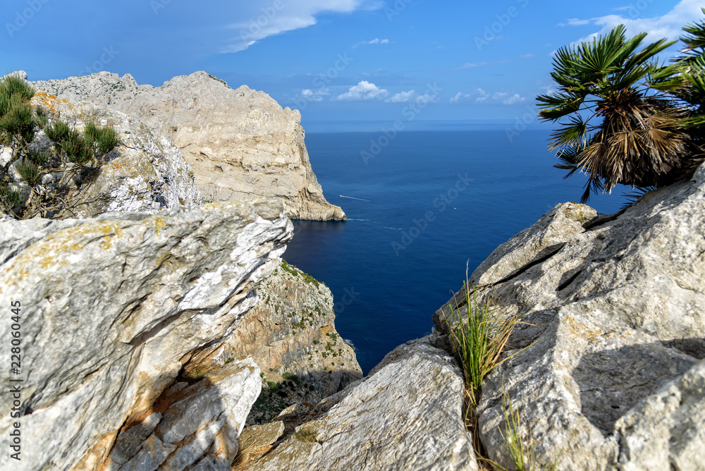 Boot Cap de Formentor Felsen Hang Mallorca Boot Cap de Formentor Felsen Hang Mallorca