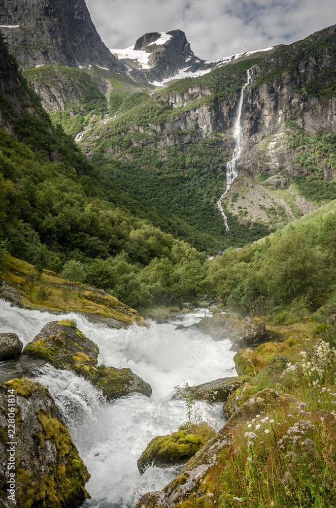 2 very nice waterfalls in Norway, Briksdalbreen Norway