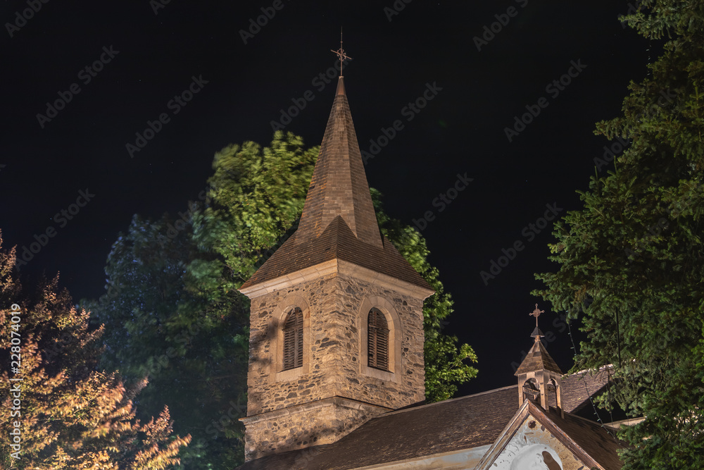 architectural detail of the Sainte Marie chapel at night