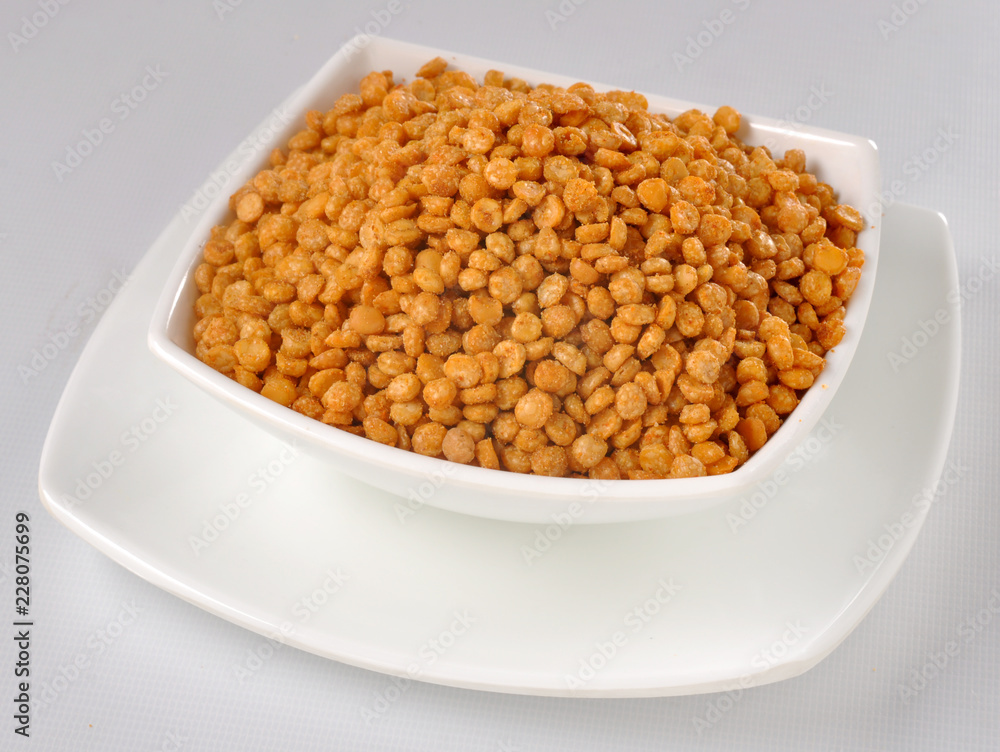 Crispy & Spicy Dal Chana, A Blend of spicy, roasted & yummy taste Crispy & Spicy Dal Chana, A Blend of spicy, roasted & yummy taste