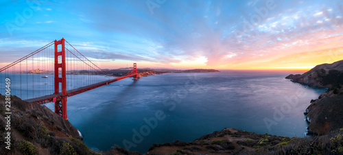 Sonnenuntergang an der Golden Gate Bridge in San Francisco (Kalifornien)