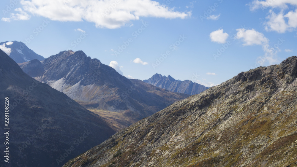Mountain horizon in Austrian alps