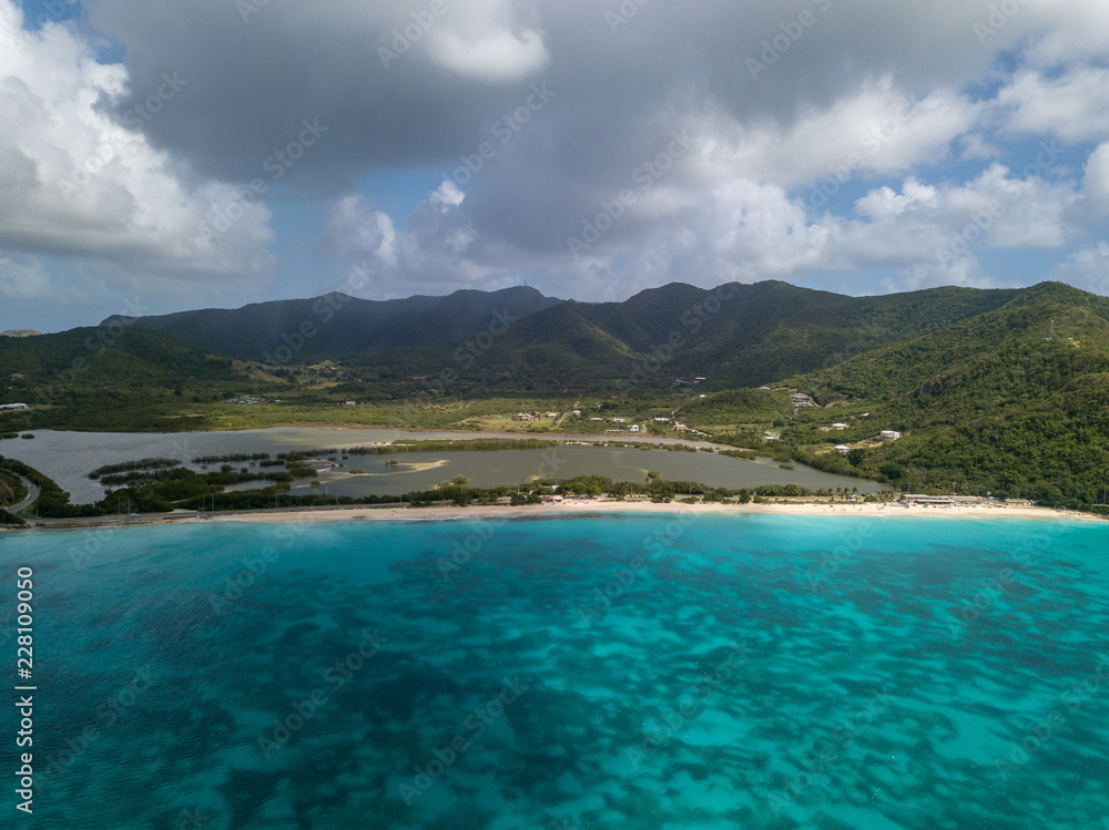 Fototapeta premium tropical island in the sea