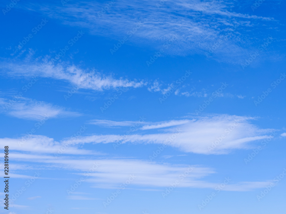青空　雲　背景素材