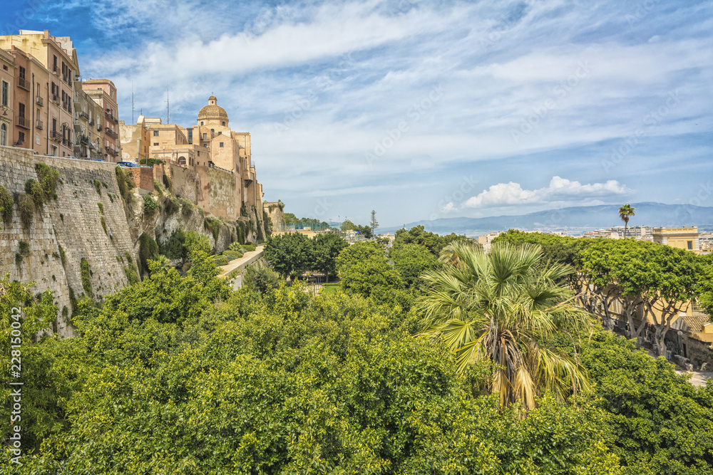 Saint Remy Bastion is a majestic building dating to the early XX century rises in the historic centre of Cagliari, one of the symbols of Sardinia’s capital city