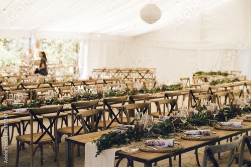 Alternative vintage and rustic decoration table for a wedding photo