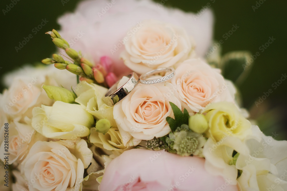 wedding flowers with rings wedding flowers with rings