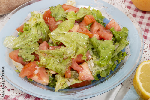 Mediterranean lettuce and tomato salad