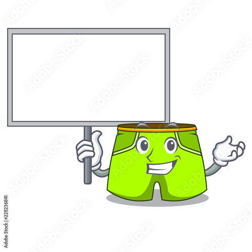 Bring board character style short pant for hangout