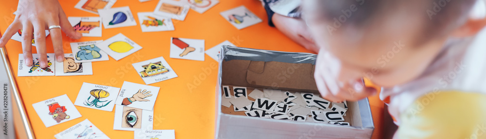 students education play cards with pictures in English and numbers ...