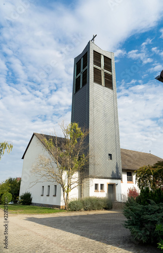 Kirche in Völklingen- Heidstock