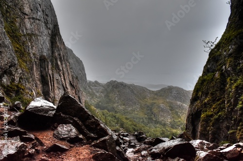 Norwegen, Torghatten, Brønnøysund, Loch, Berg, Fels, Wanderweg, Treppe, Sport, Aussicht, Natur, Gletscher, Kaltzeit, Brønnøy, Küstenstraße, RC 17, FV 17, Nordland photo