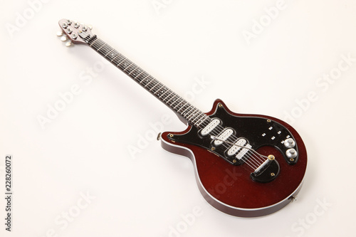 クラシックエレキギター（レッドスペシャル風）｜Classic Electric Guitar (Red Special Style)