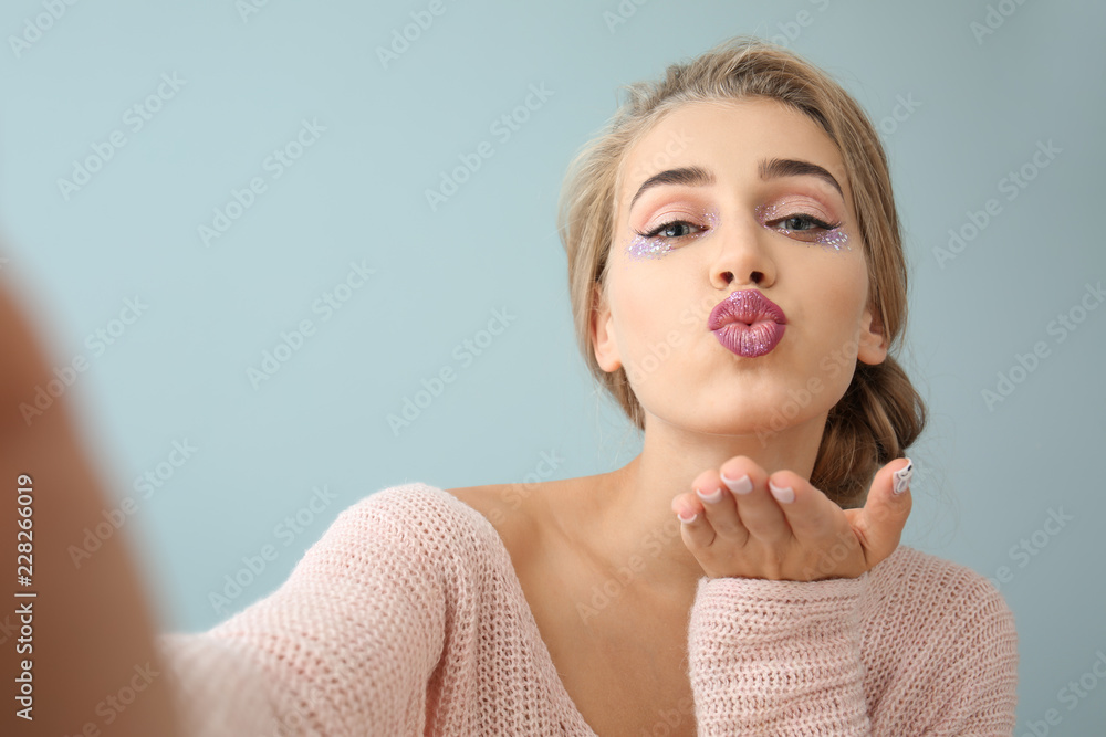 Selfie, woman and kiss pose at cafe, coffee... - Stock Photo [103686185] -  PIXTA