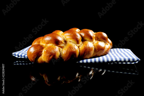 Zopf Gebäck mit Tuch / pigtail pastry with cloth