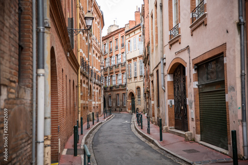 Fototapeta Naklejka Na Ścianę i Meble -  Street view in Toulouse France