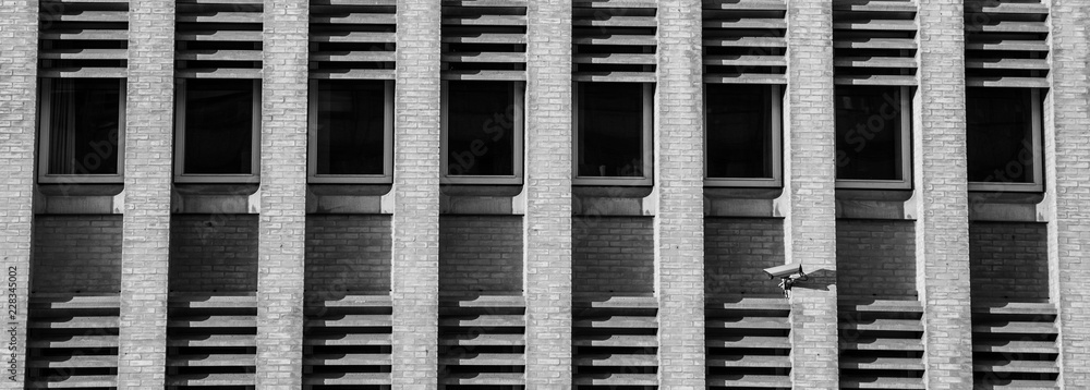 symmetrical windows on a block