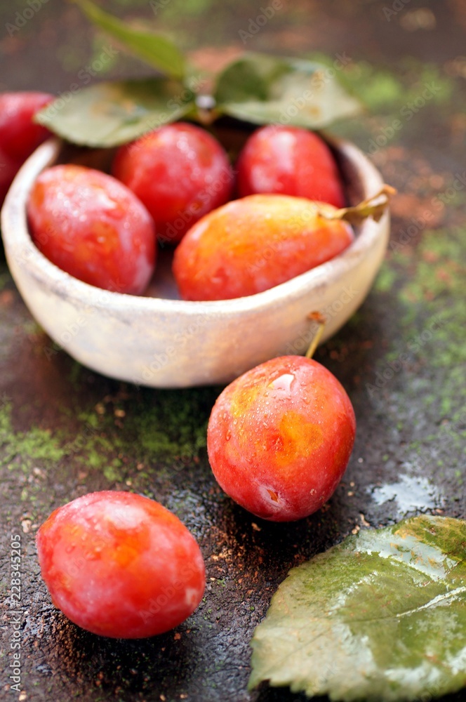 Plums Plums
