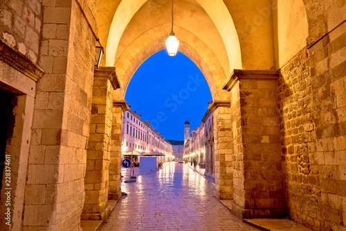 Obraz Widok Stradun z bramy Ploce w Dubrowniku