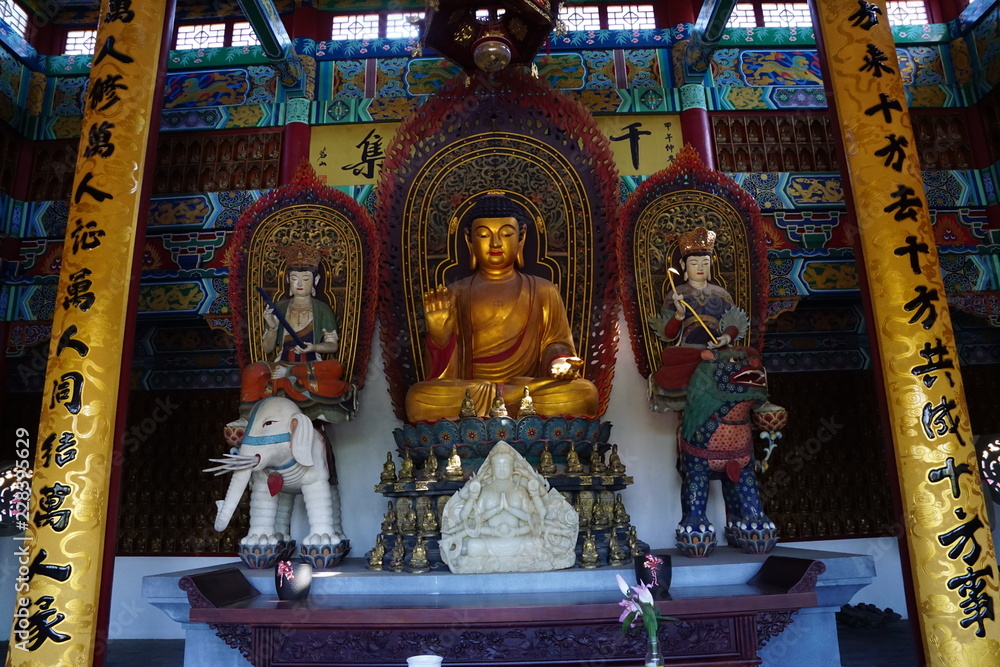 Bouddha et Ganesh à Pairi Daiza