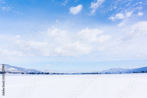 Foto 山形の雪原　　Nagai , Yamagata , Japan