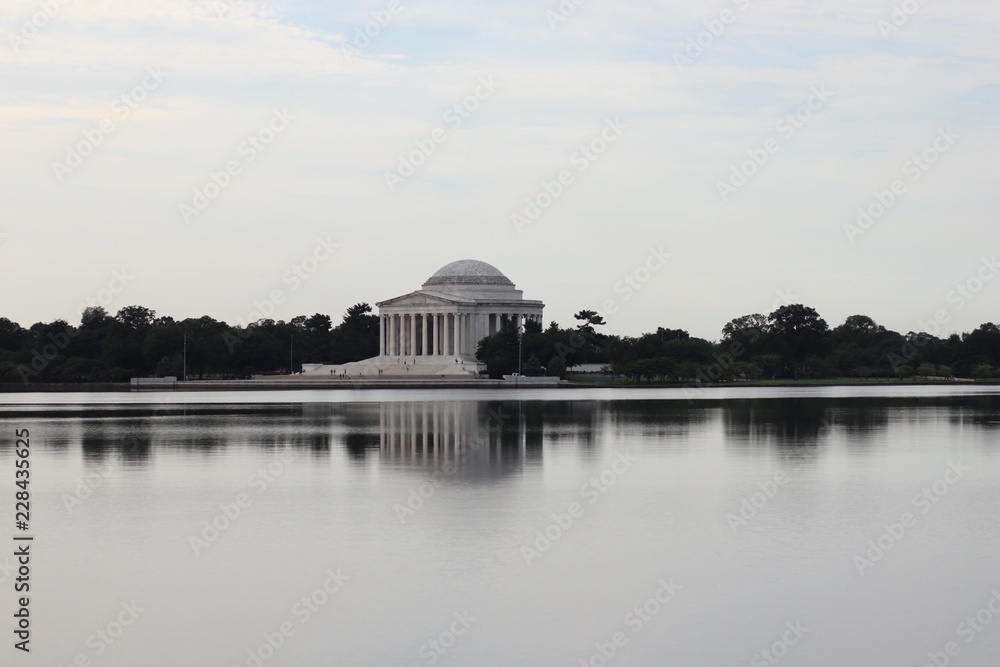 Wide view of Thomas Jefferson Memorial