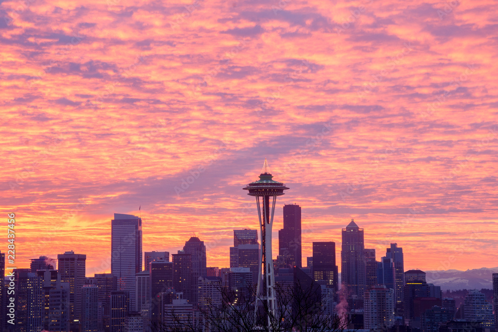 Fototapeta premium A rare looks at the earth's shadow during a colorful Seattle winter sunrise