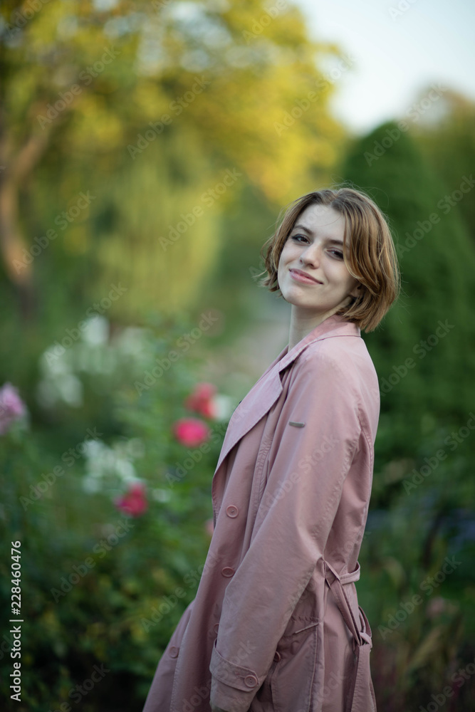 Street photo shoot with a wonderful girl.Photo shoot in Moscow in the great hearth, the whipping Kolomenskoye Street photo shoot with a wonderful girl.Photo shoot in Moscow in the great hearth, the whipping Kolomenskoye