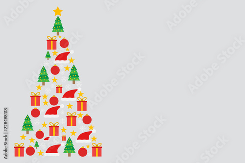 Pino formado por ornamentación navideña sobre fondo gris.