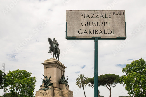 Piazzale Giuseppe Garibaldi, Roma