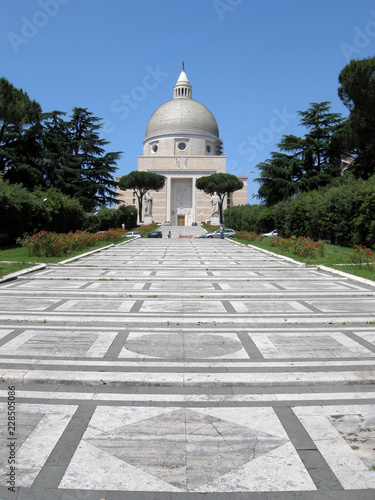 Rom, San Pietro e Paolo photo