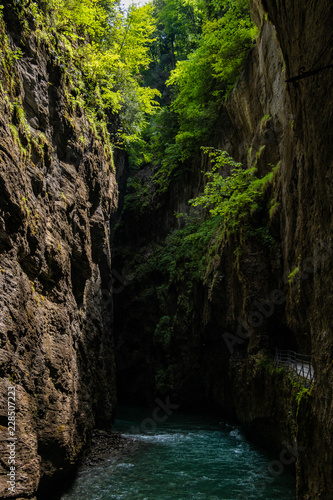 Eindrucksvolle Schlucht in der Schweiz