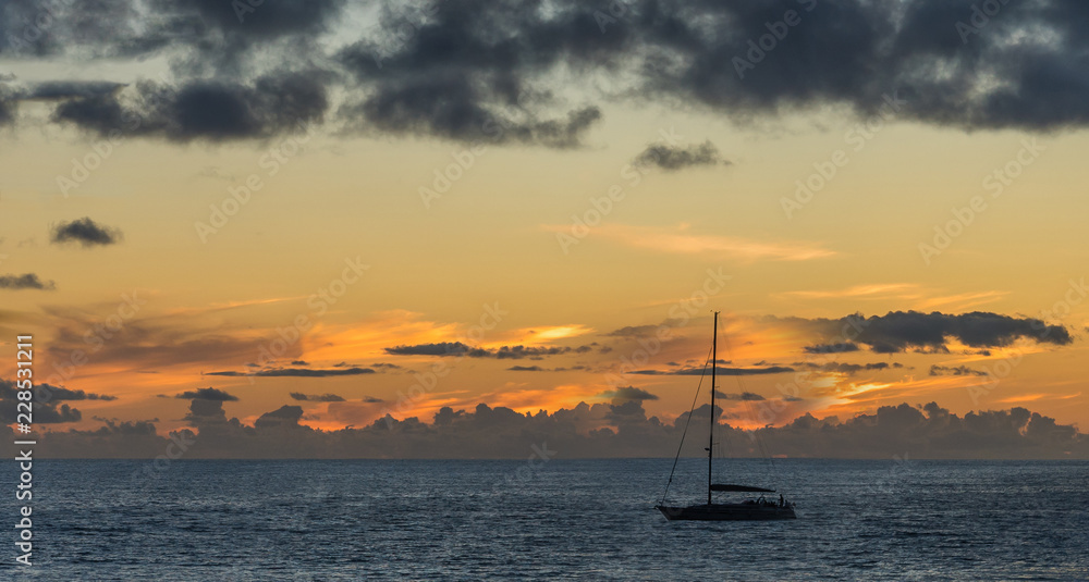 Colorful Sunset in the Sea Colorful Sunset in the Sea