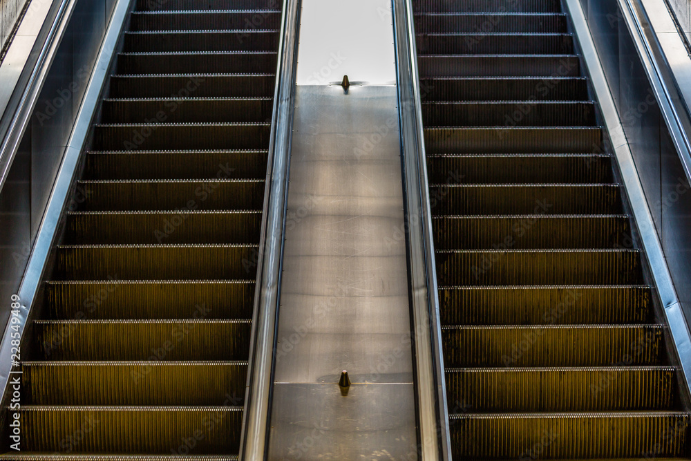 Escalator Escalator