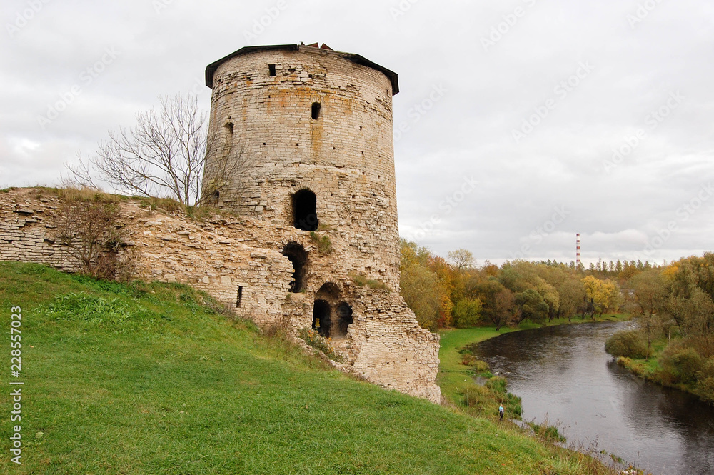 The roaring tower in Russia is the city of Pskov. Defensive structure